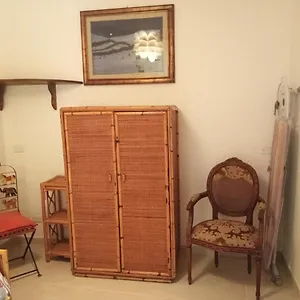 https://la-corte-di-paola-1-e-2.hotelitalianriviera.com