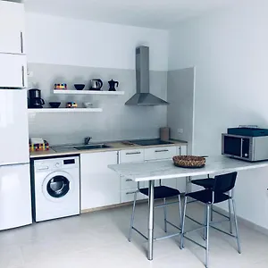 https://suite-ladybird.in-canary-islands.com